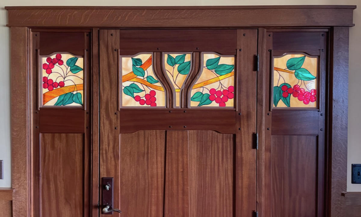 Tiffany Style Stained Glass Panel - Victorian Fleur-de-Lis Window Suncatcher Home Decor Accents