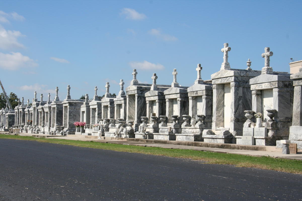 St. Louis Cemetery No. 3
