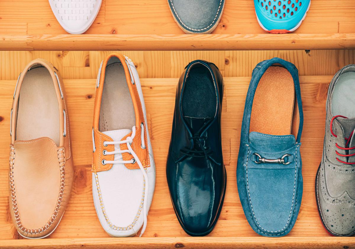DSW Designer Shoe Warehouse | Middletown, RI | Discover Newport