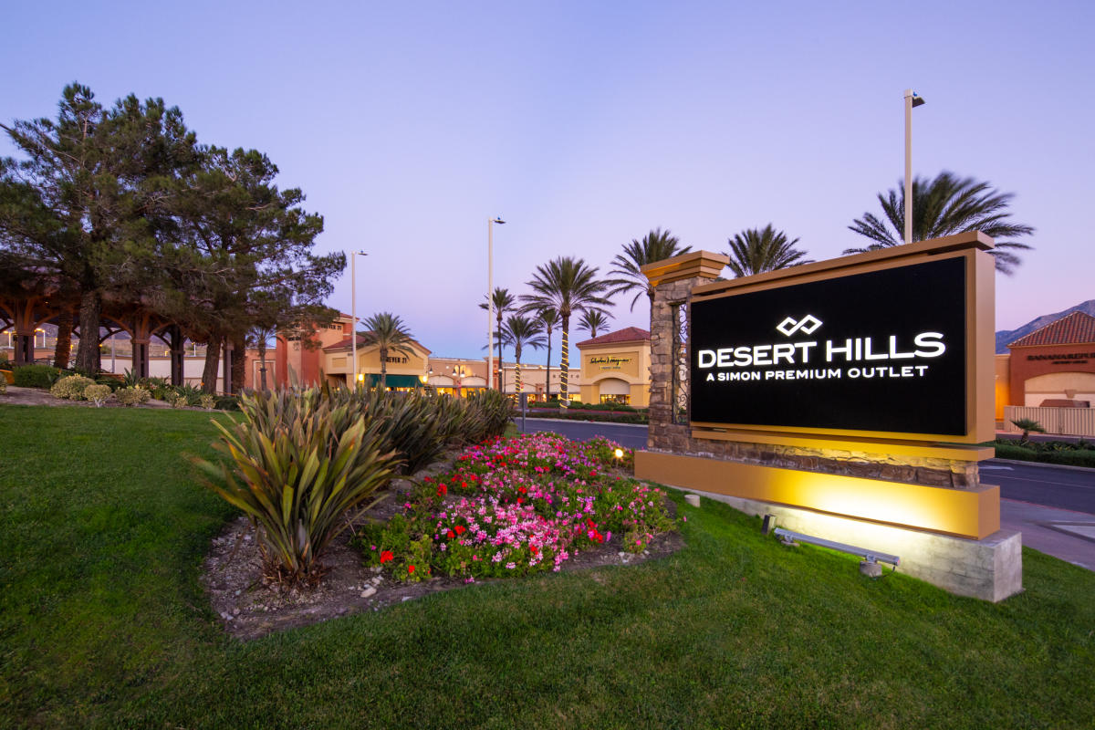 What a Bargain at Desert Hills Premium Outlet - Cabazon, Palm Spring  California