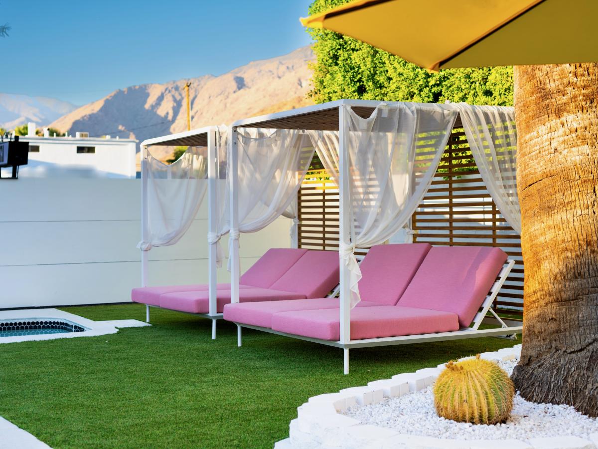 08-daybed1_0B0830E4-A532-0191-