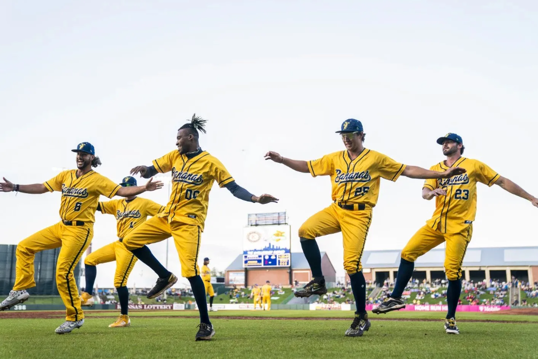 Savannah Bananas to Play at Harbor Park in 2024