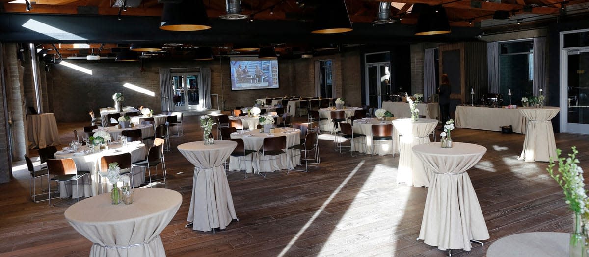 the pictures showcase restaurant
