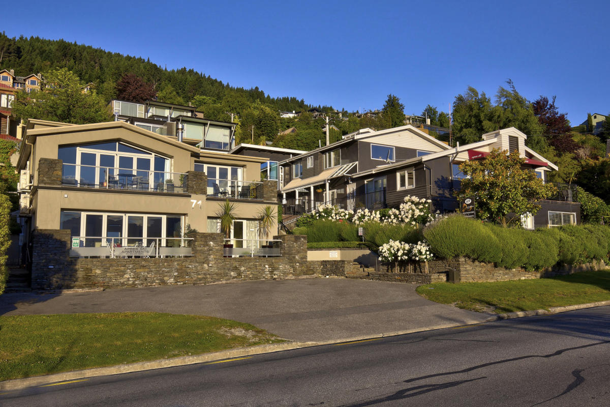 Queenstown House Boutique B&B and Apartments Official Queenstown