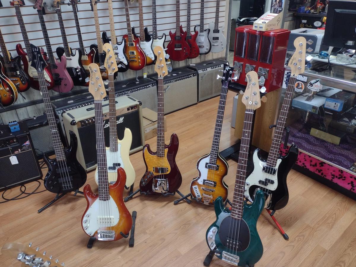 Music shops near my location outlet