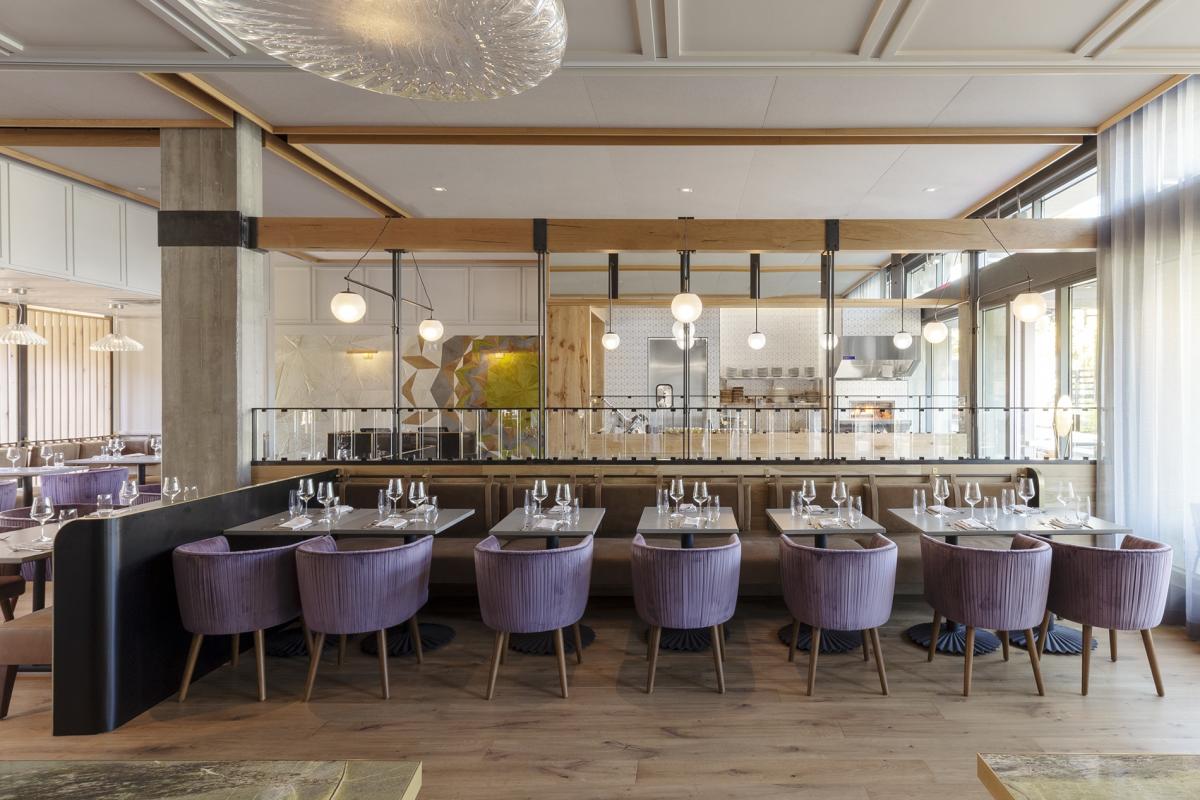 Oak-and-Violet-tables_0F3C838E