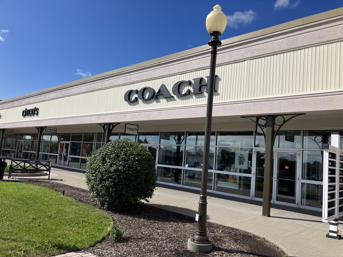 Finger Lakes Premium Outlets Waterloo NY