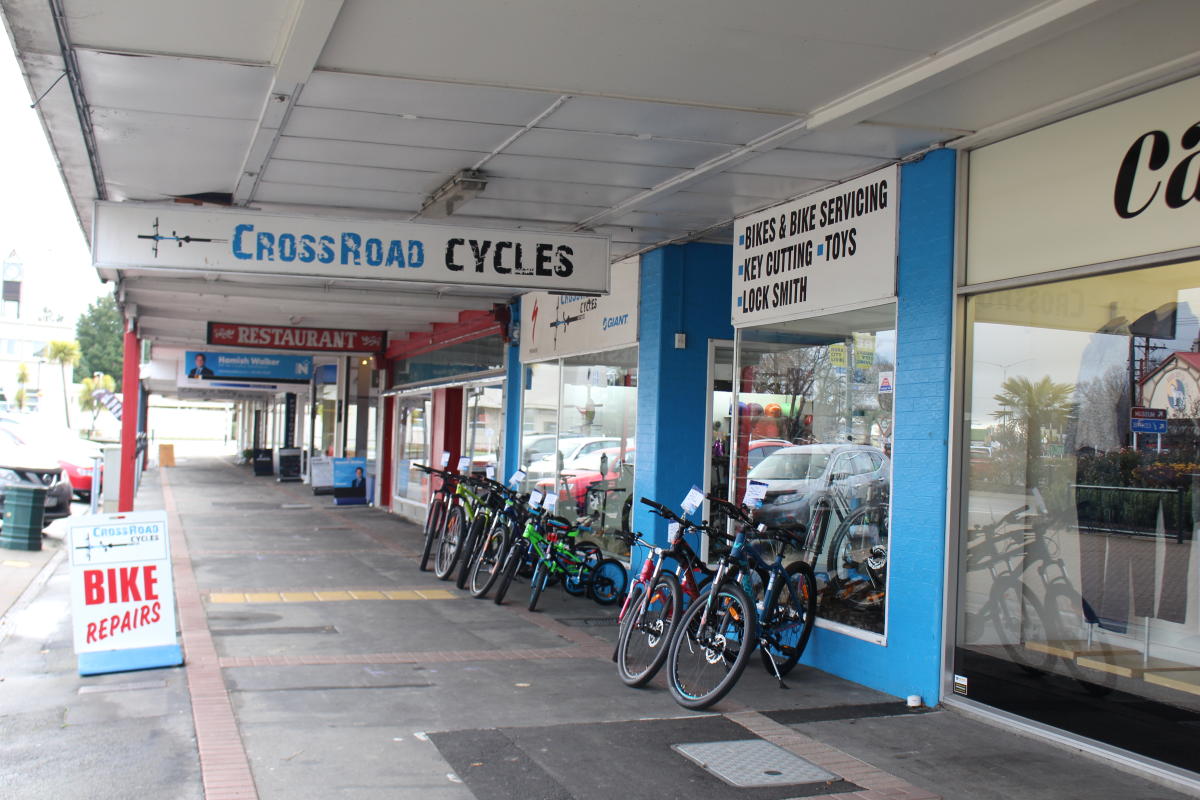 Crossroads bike shop 2025