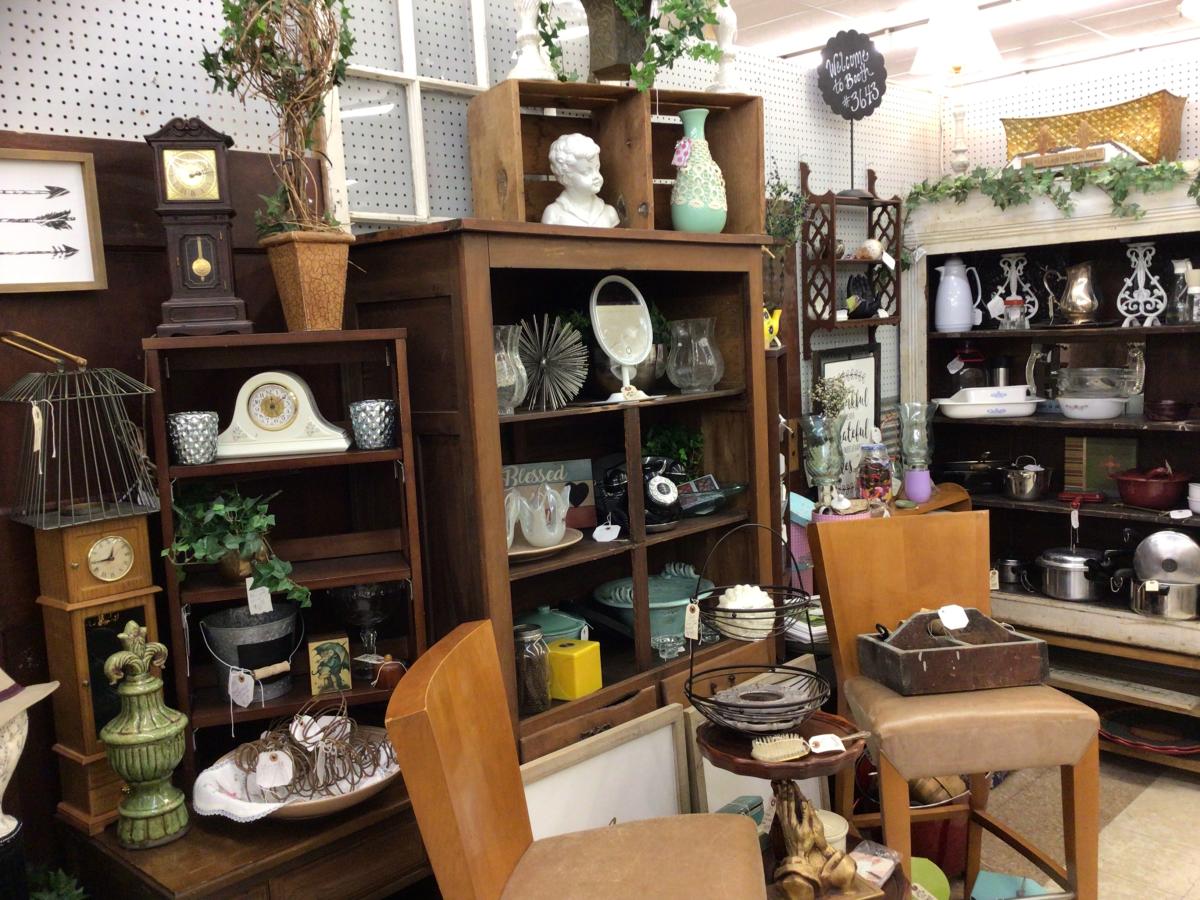 Mike's Unique Collectable and Antique Flea Market