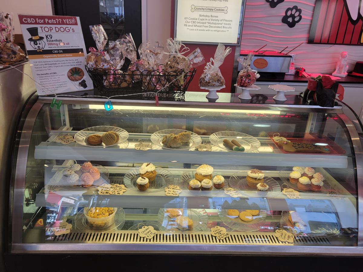 Dog friendly best sale bakery near me