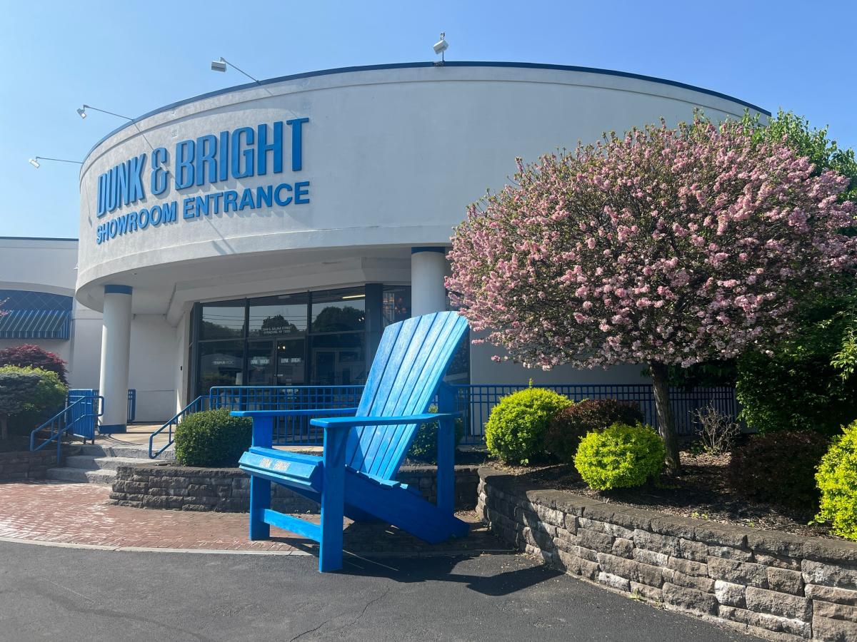 Dunk \u0026 Bright Furniture Co Inc., image size:1200x900