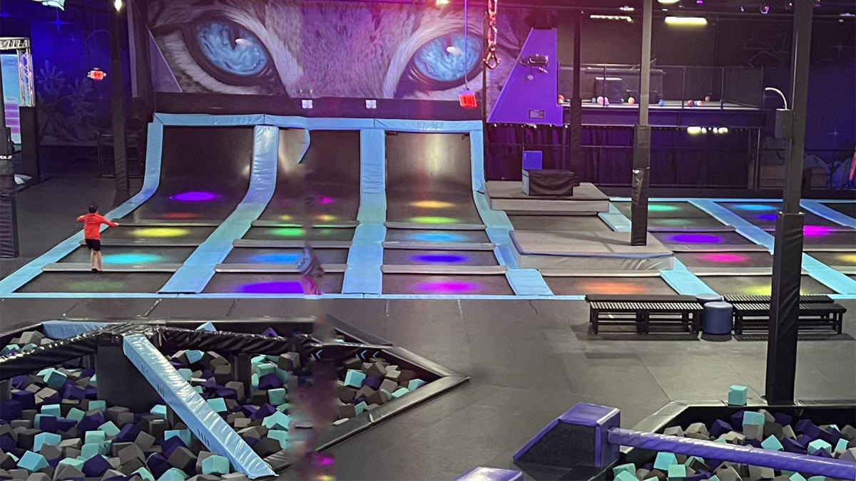 bounce No.413 2018年4月号 fhana 般若 EMPiRE Jumping Cholla Trampoline Park | Tucson, AZ 85704