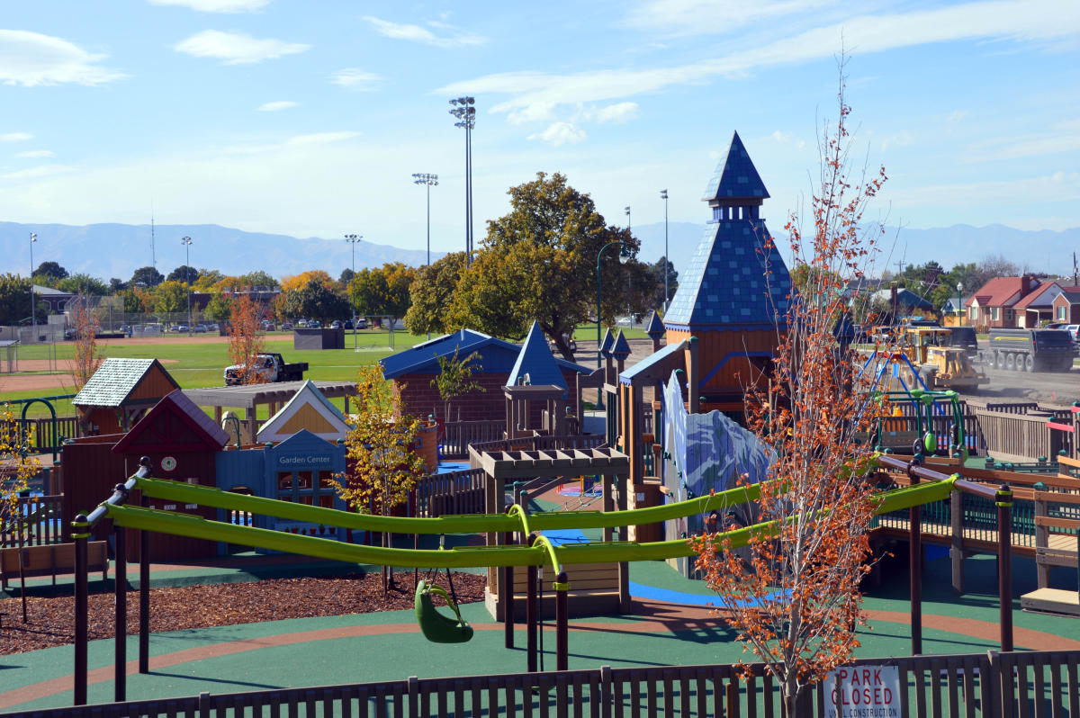 Orem City Center Park Parking