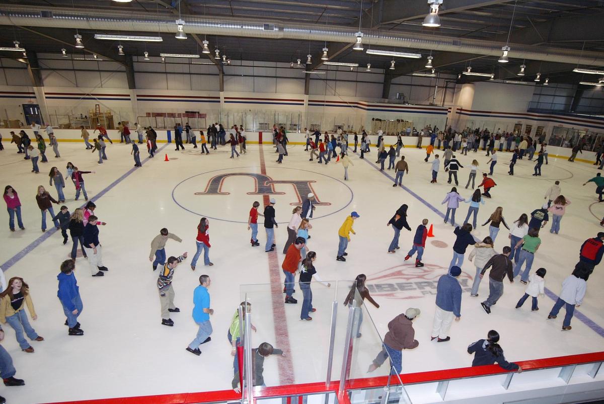 LaHaye Ice Center