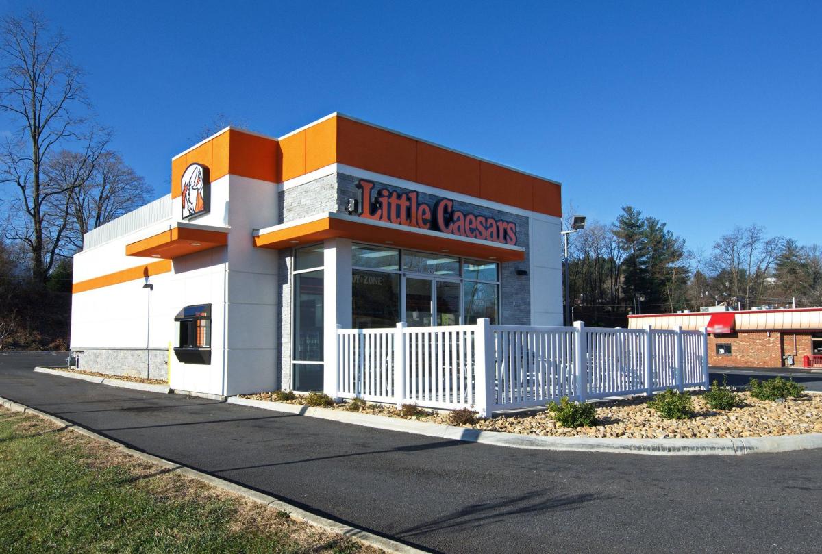 Little Caesars Pizza, 321 N Arch Rd, Richmond, VA, Eating places