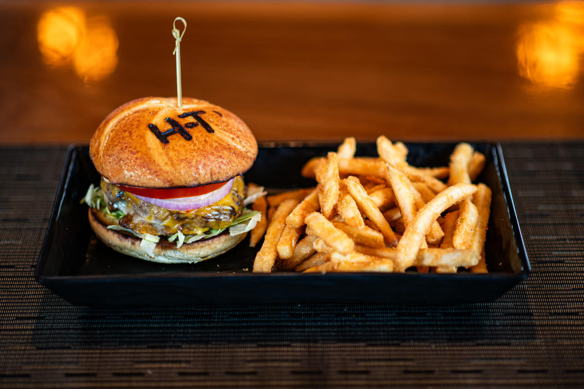 Happy Hour Daily at Hot Tuna!