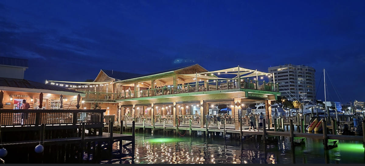The Edge Seafood Restaurant & Skybar - Destin Harbor Boardwalk