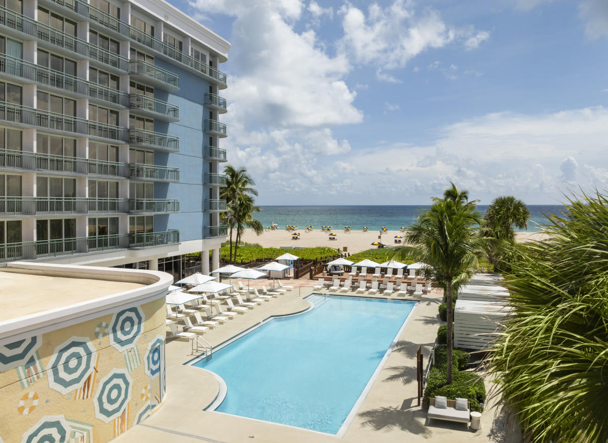 The Singer Oceanfront Resort Curio Collection By Hilton Singer Island