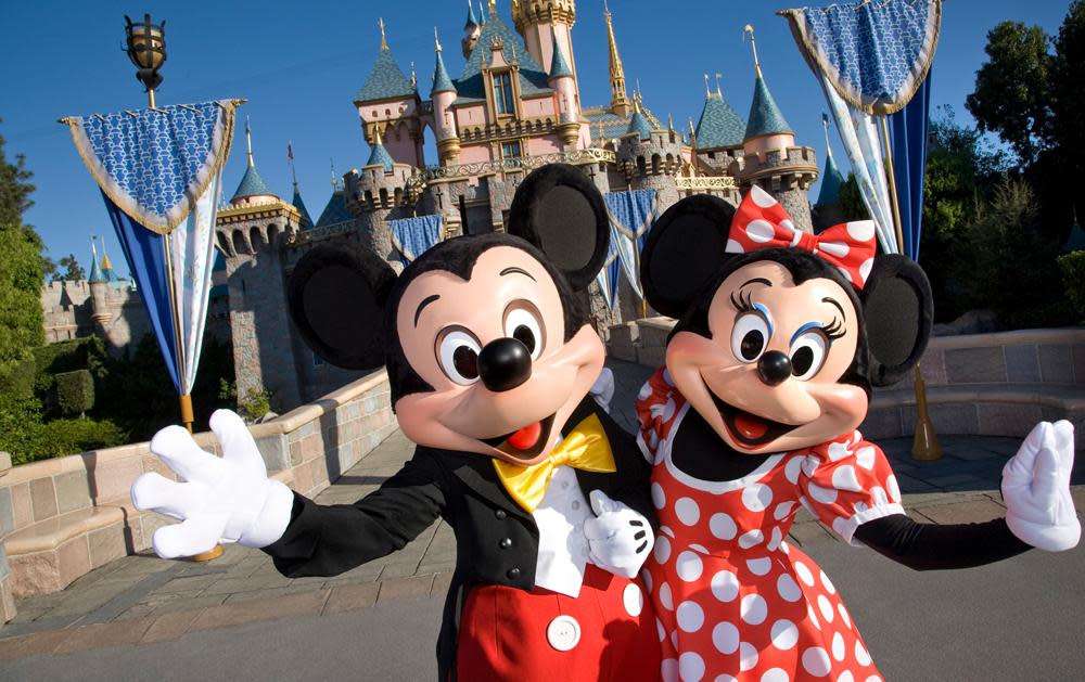 New 'Cute' Mickey & Friends Balloon Floats into Walt Disney World