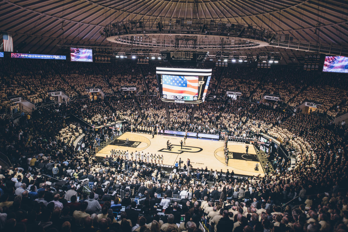 upcoming game preview image of Basketball players for the teams