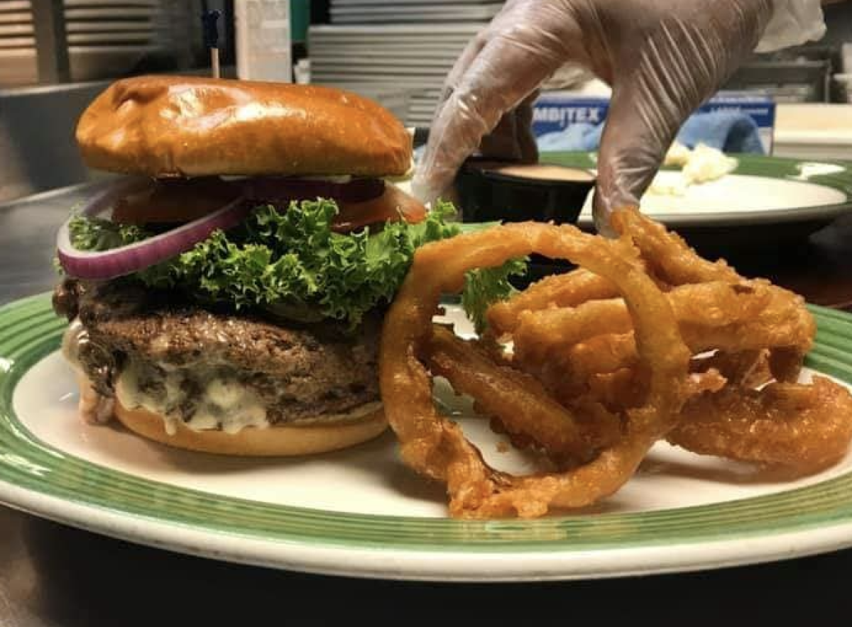 End Zone Sports Bar & Grill