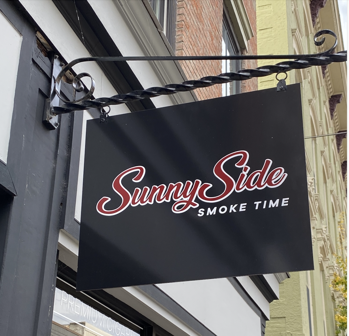 Sunny Side Smoke Time