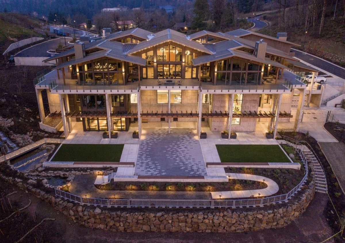 Amaterra_E7D083A0-5056-A36A-