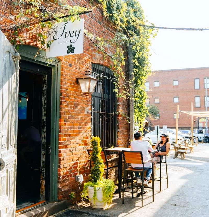 The Ivey in the Alley