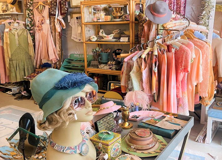 Vintage clothing co outlet