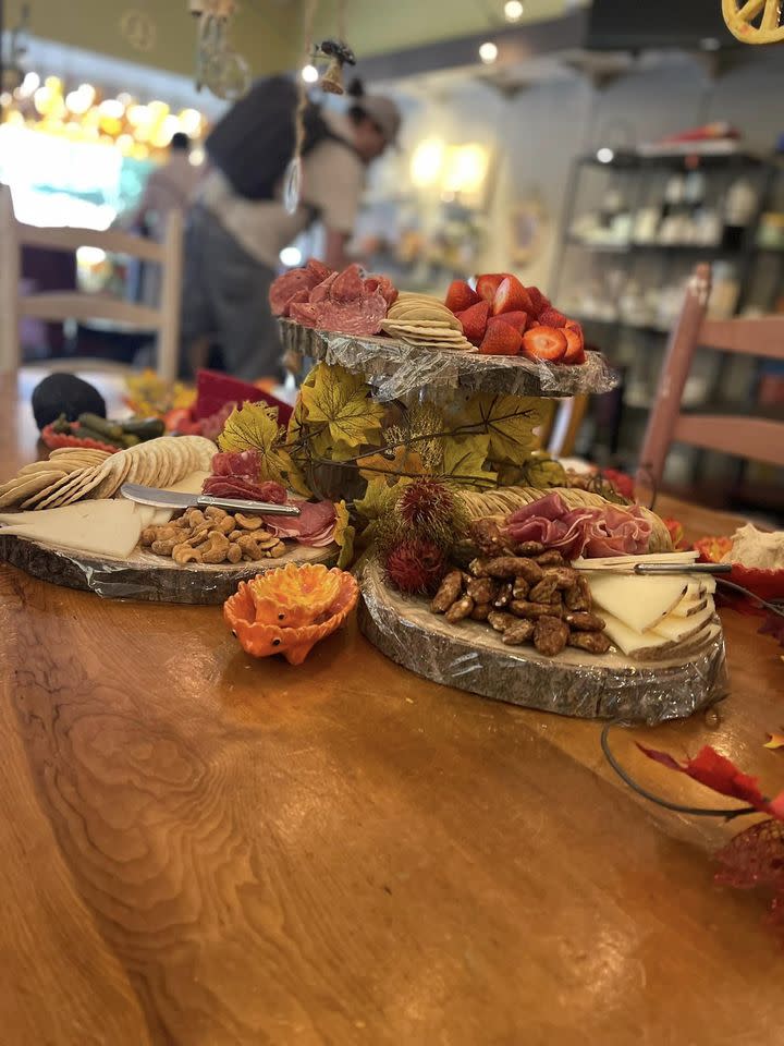 Happy Hour at Olive's Mud Puddle