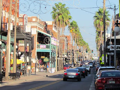 TripAdvisor: Downtown America: 11 Awesome Urban Districts Exploding with Character