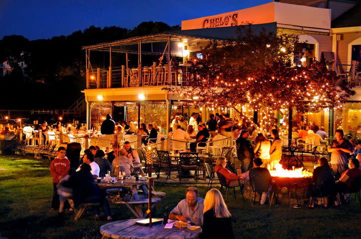 Chelos on hot sale the waterfront