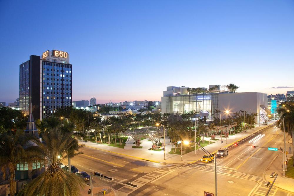 New World Center e Parque SoundScape em Miami Beach - foto de Robin Hill