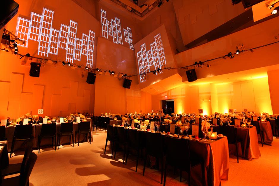 Truist Pavilion Plated Dinner Featuring Projection and Accent Lighting