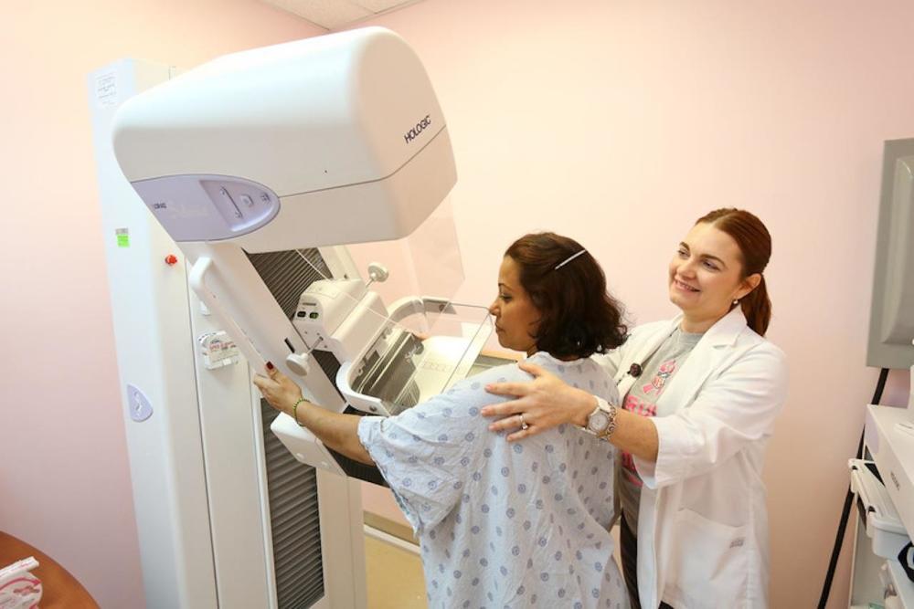 CHI verfügt über ein modernes Bildgebungszentrum mit digitalem Mammogramm-Ultraschall im Doris Ison Health Center von CHI