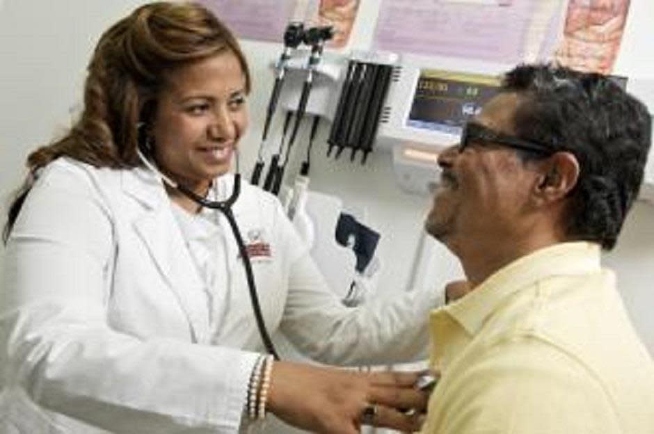 CHI的MLK Jr. Clinica Campesina提供初级保健。