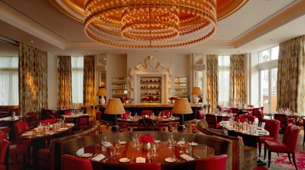 フランシス・マルマンによるロス・フエゴスのダイニングルーム - ファエナ Miami Beach