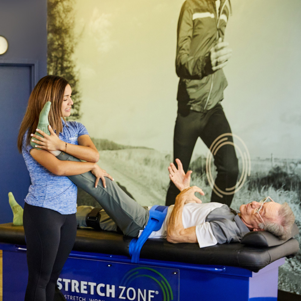 En Stretch Zone, ayudamos a hacer retroceder el reloj de la flexibilidad perdida