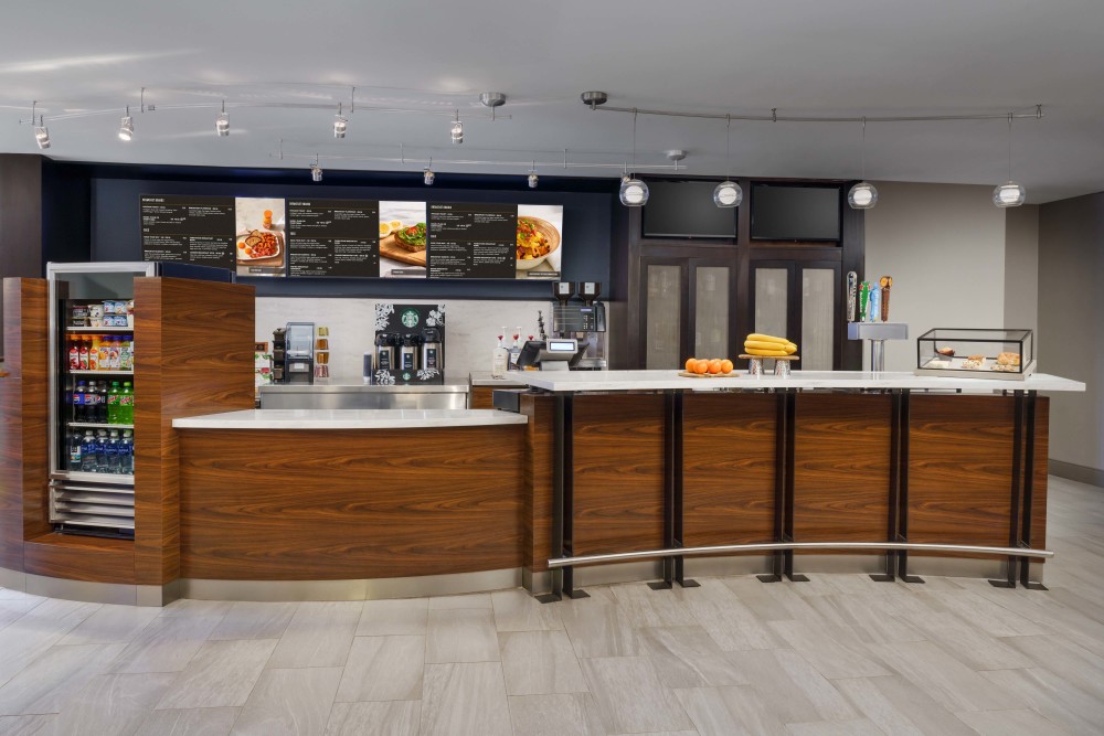 Our on-site restaurant offers freshly prepared meals to dine-in or take-out. Everything from delicious breakfast, lunch or dinner to Starbucks® bevera