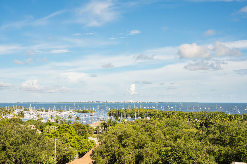 M. C Miami Coconut Grove offre les vues les plus époustouflantes de la baie de Biscayne.