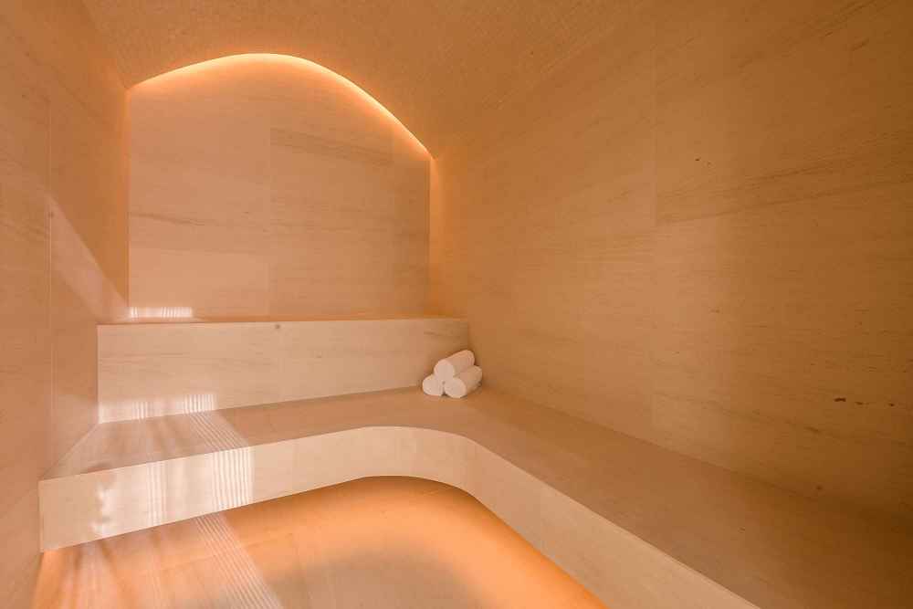 Enjoy a moment in our eucalyptus steam room before or after your spa experience.