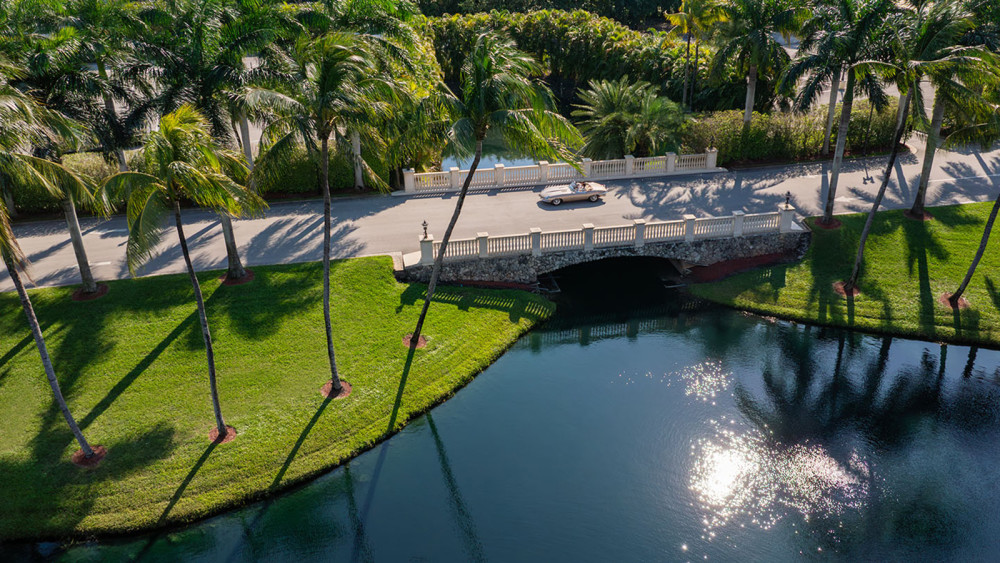 Trump® National Doral Miami resort pairs legendary championship golf courses with breathtaking views and elegant surroundings.