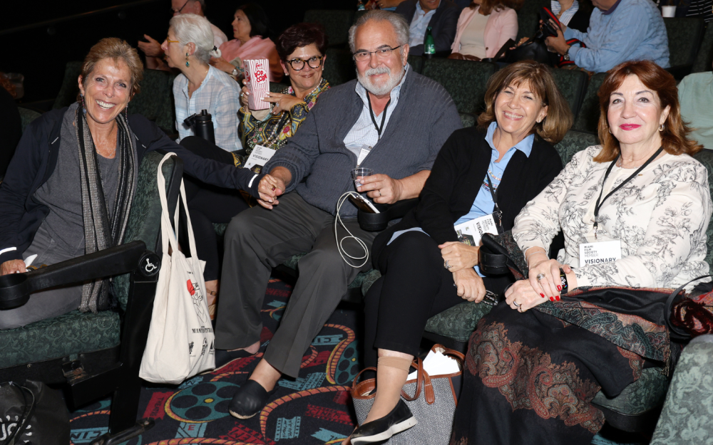 Membres de la Miami Film Society lors d'une projection #MiamiFF2023