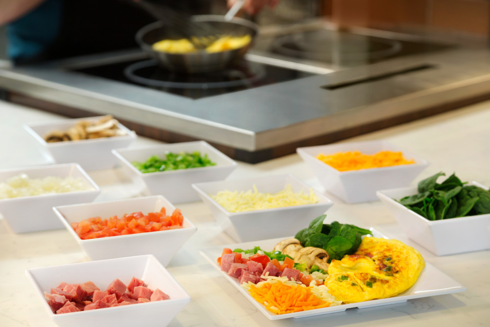 La nostra Omelette Station con opzioni vegetariane.
