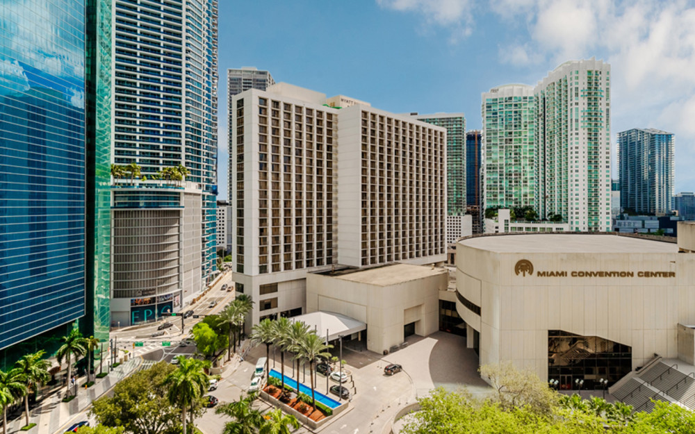 Hyatt Regency Miami - Aerial view of the hotel in the daytime
