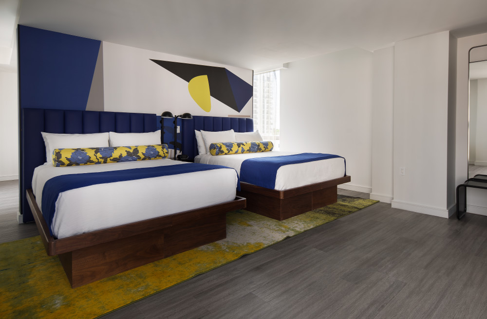 Suite mit Doppelbett und Queensize-Bett - 2 Queensize-Betten und 1 Schlafsofa - bequem Platz für ein Maximum von 6 Gäste