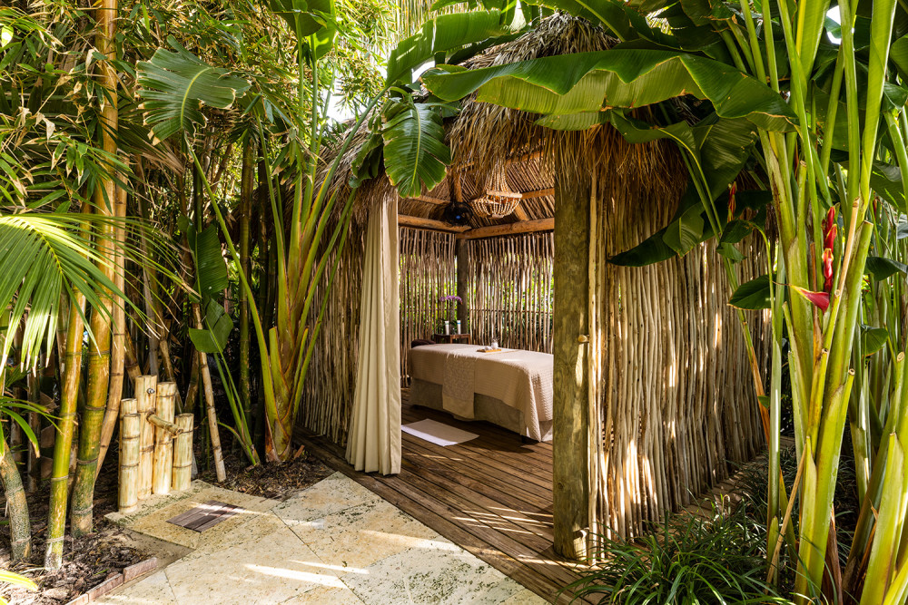 Outdoor Massage Cabana for one person