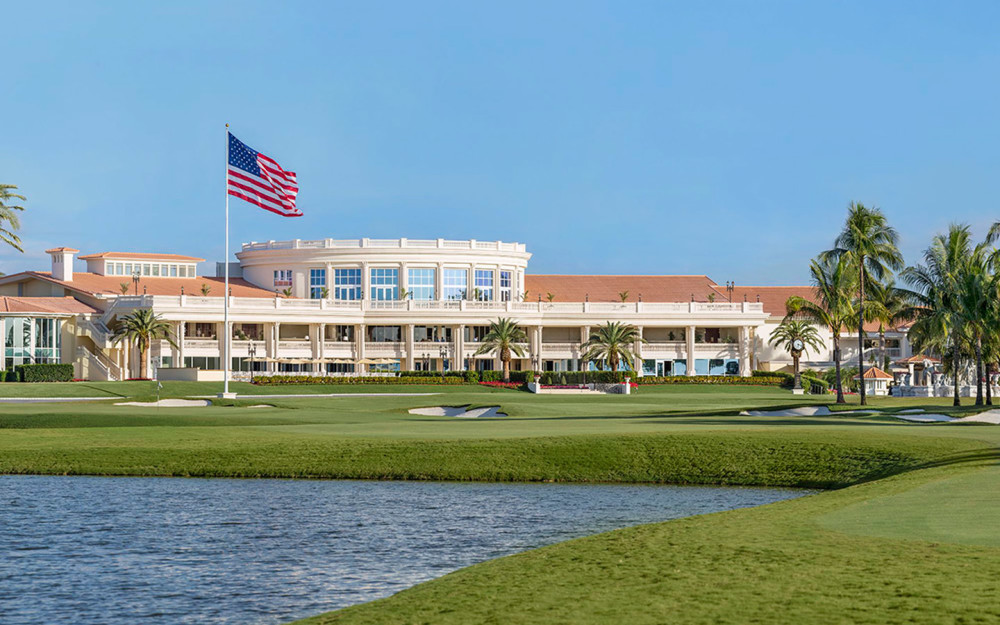 Nacional Trump® Doral Miami: nuestro icónico resort en Miami combina legendarios campos de golf de campeonato con impresionantes vistas y un entorno elegante en un destino de clase mundial convenientemente 8 millas desde Miami International Airport infundido con el estándar de excelencia de Trump.