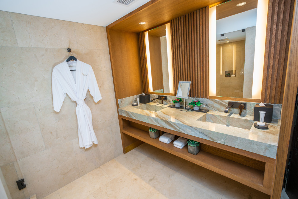Banheiro da suíte Umi - Nobu HotelMiami Beach