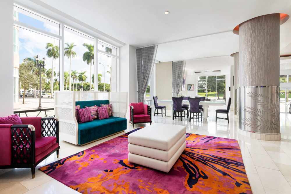 YVE Hotel Miami Lobby Lounge